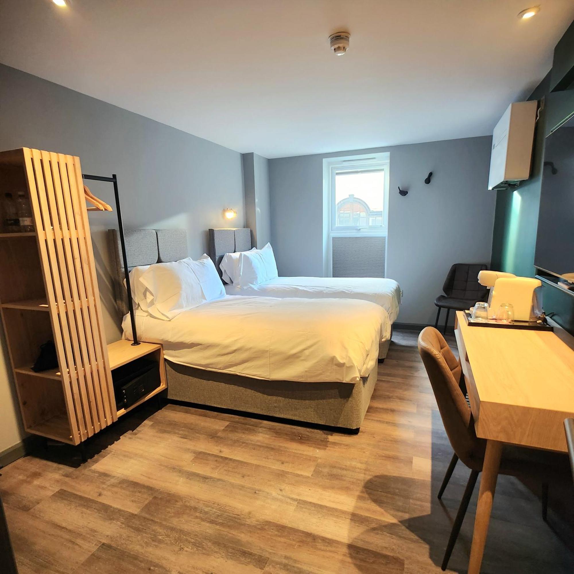 Pinnacle Suites Hotel Cowes  Kültér fotó
